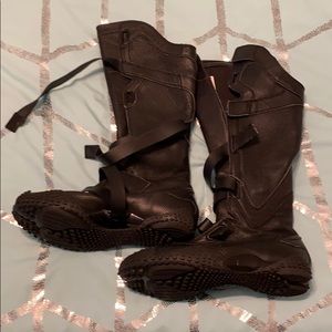 RESERVED Puma Mostro boot